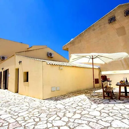 Stagnone Kitesurf Village Apartamento *